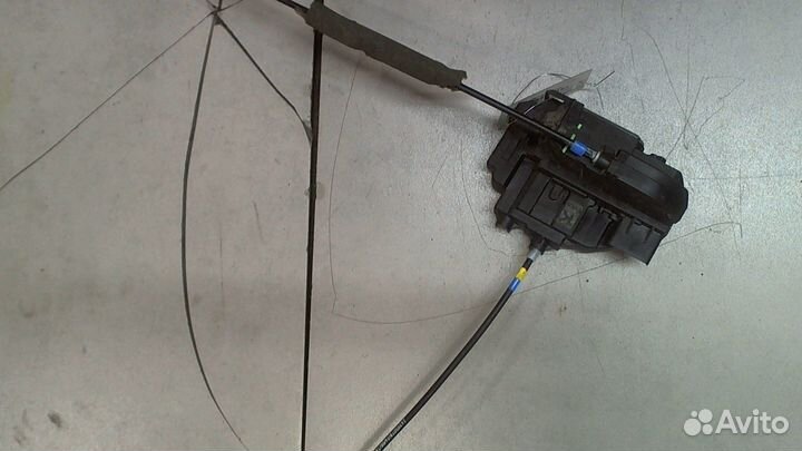 Замок двери Nissan Note E11, 2006