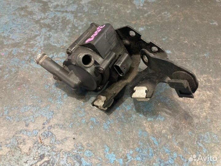 Водяная помпа Peugeot 3008