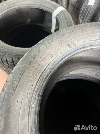 Nokian Tyres Hakka Black 235/55 R17
