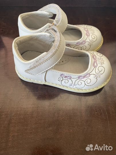 Туфли для девочки 22 размер