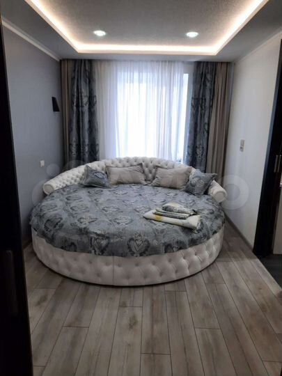 2-к. квартира, 48 м², 9/9 эт.