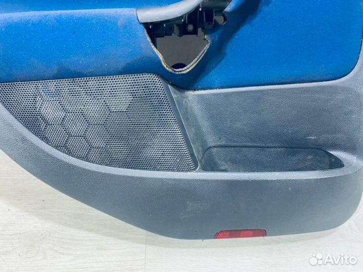 Обшивка двери задняя левая Volkswagen Golf V