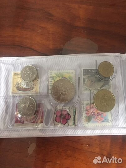 Монеты и марки Малазия Сингапур