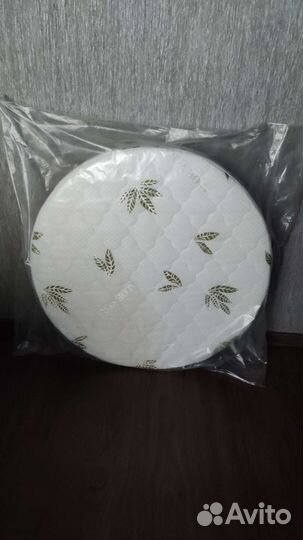 Детский матрас в круглую кроватку (2шт)