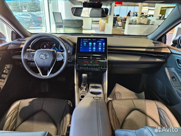 Toyota Avalon 2.5 AT, 2022