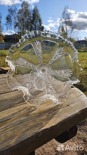 Ваза на ножке клеймо от М.Ф. на 10 летъ