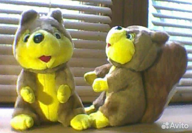 Мягкая игрушка новая - две белки. Цена за одну