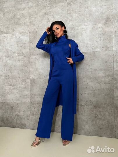 Роскошный костюм тройка универсальный 42/46