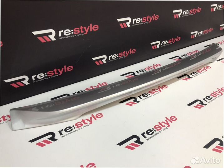 Спойлер Toyota Land Cruiser 200 с 2016 N647