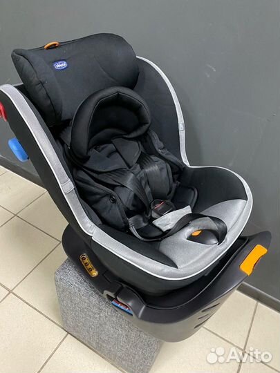 Автокресло Chicco 2Easy 0-18кг