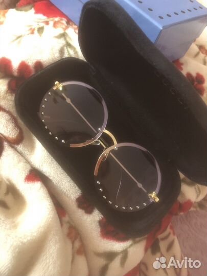 Солнцезащитные очки женские gucci