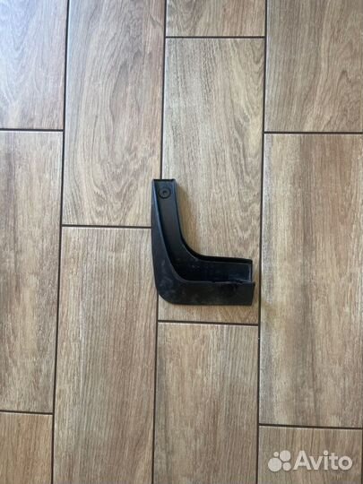 Брызговик задний левый Kia Rio 3 С 2011 По 2014