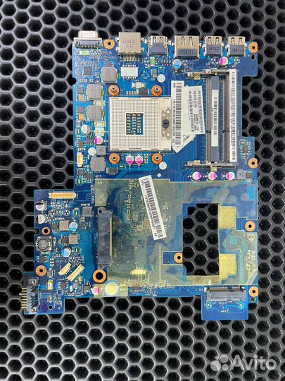 Материнская плата Lenovo G570 LA-675AP