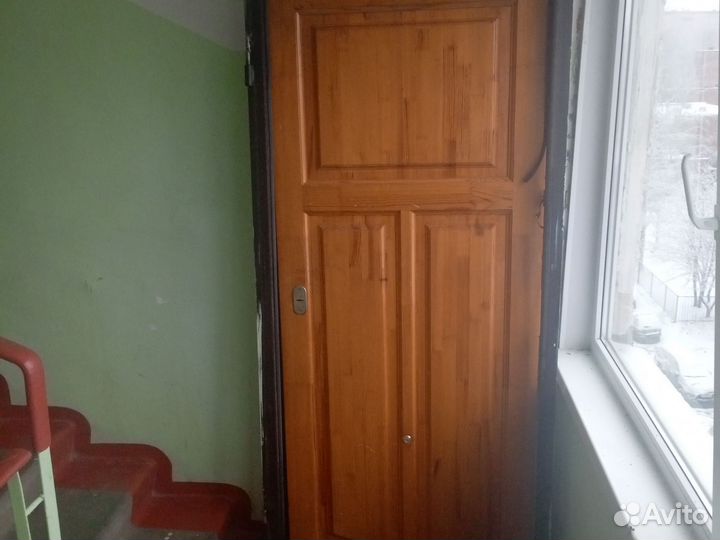 Железная металлическая дверь бу с коробкой