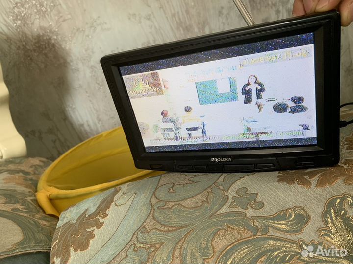 Телевизор бу маленький