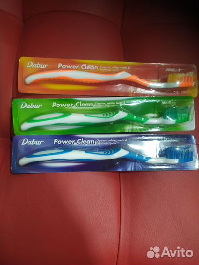 Зубная щетка