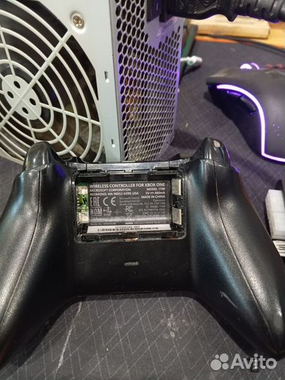 Геймпад xbox one на запчасти