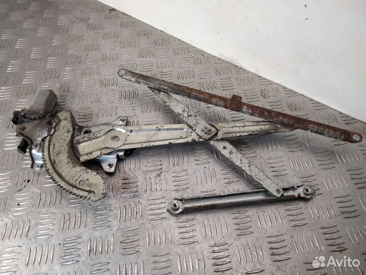 Стеклоподъёмник водительский Suzuki SX4