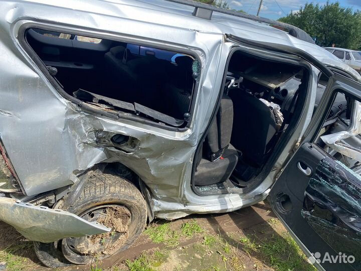 LADA largus в разборе