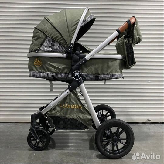 Детская прогулочная коляска Luxmom