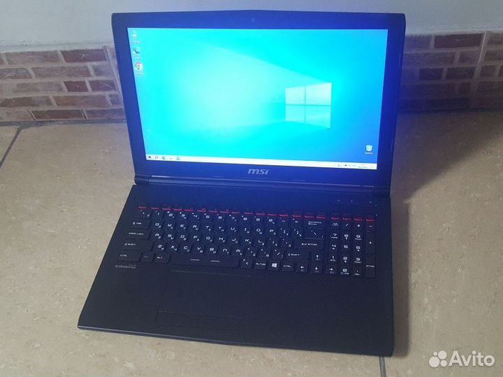 Ноутбук MSI i7 GTX 1050