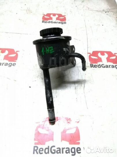 Бачок гидроусилителя руля Toyota Land Cruiser