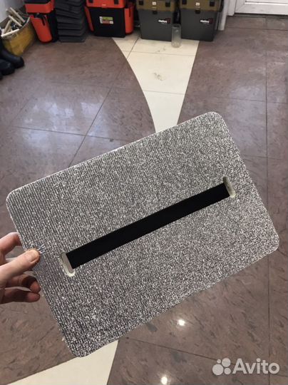 Поджопник