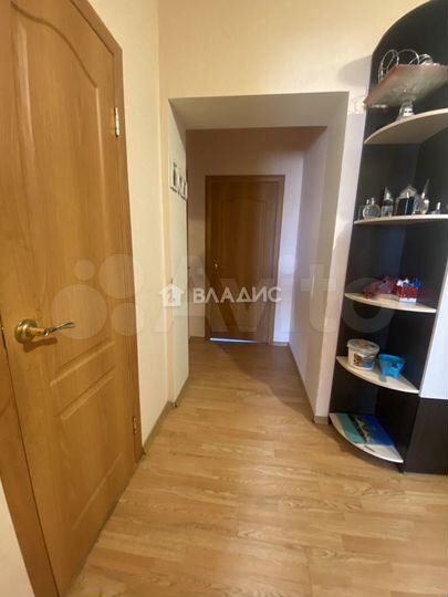 2-к. квартира, 57 м², 2/3 эт.