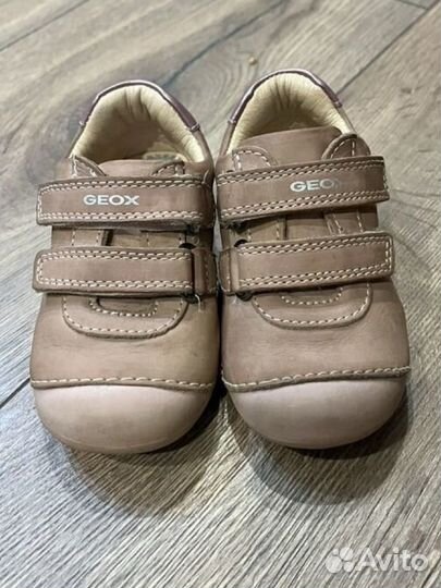 Кроссовки geox 22