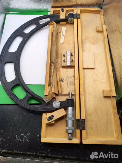 Микрометры резьбов мвм250-275мм со вставками СССР