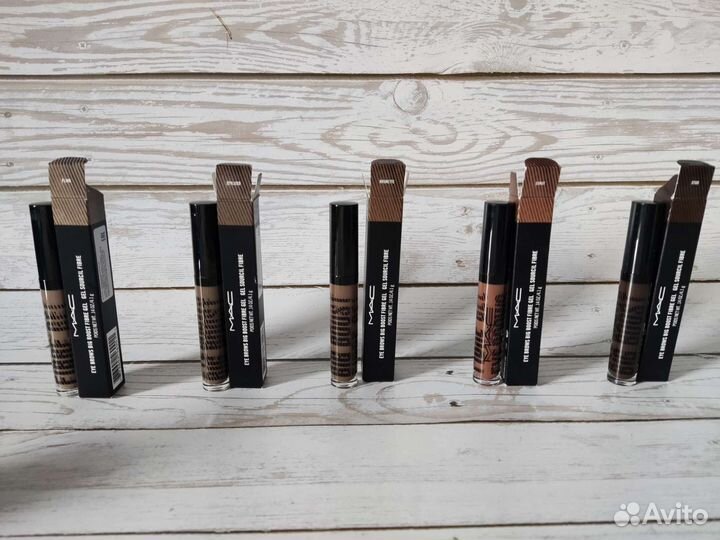 Гель для бровей MAC big boost fibre gel