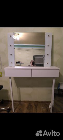 Зеркало для визажиста