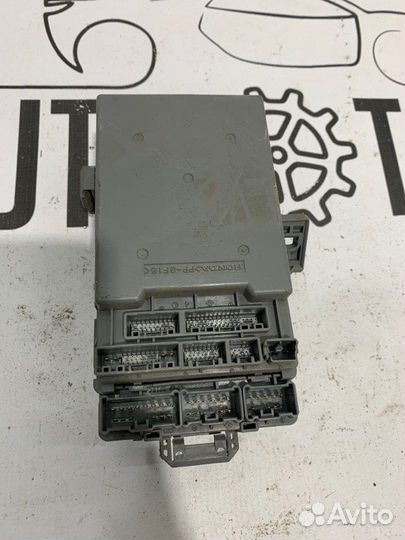 Блок предохранителя салонный Honda Civic 4D R18A2