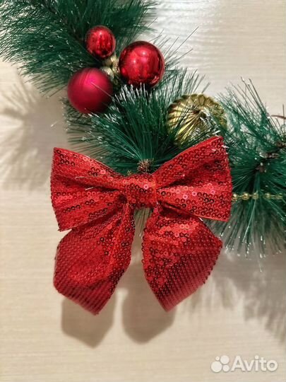 Новогодний венок ручной работы