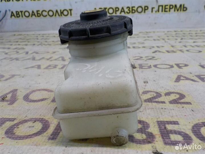 Бачок главного тормозного цилиндра Honda Civic 4D