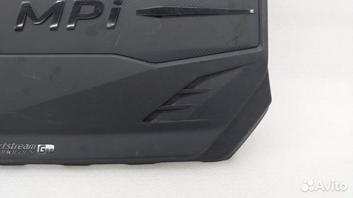 Б/У Б/У Накладка двигателя (декоративная)