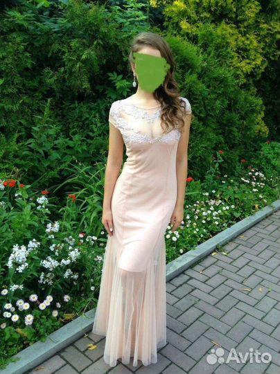 Вечернее платье