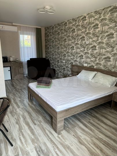 Комната 33 м² в > 9-к., 1/3 эт.