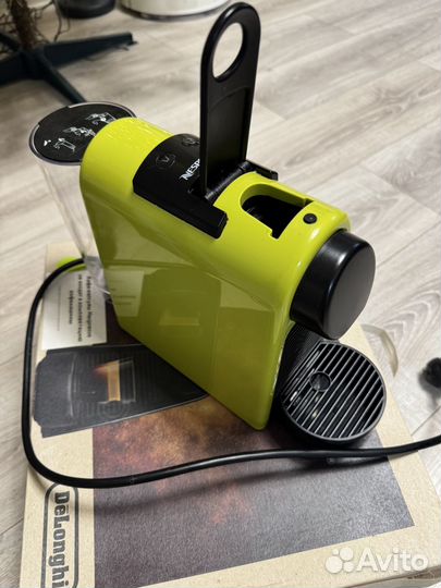 Кофемашина nespresso essenza mini