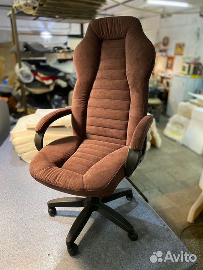 Компьютерное кресло