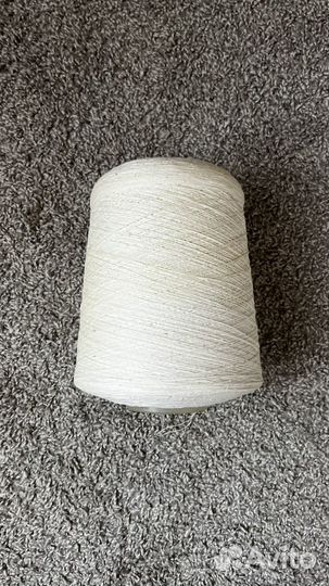 Пряжа полу шерсть в бобине
