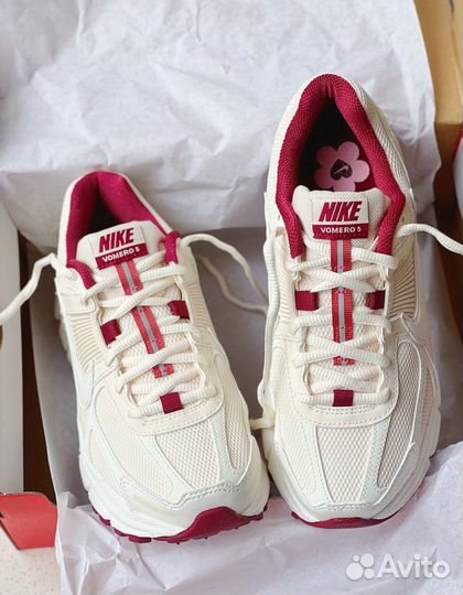 Кроссовки Nike air zoom vomero 5 valentine's day