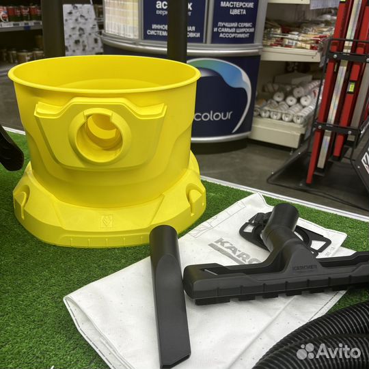 Пылесос Karcher WD-2 Plus V-12/4/18