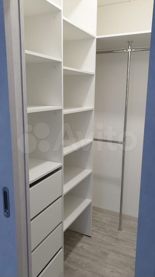 3-к. квартира, 80 м², 2/5 эт.