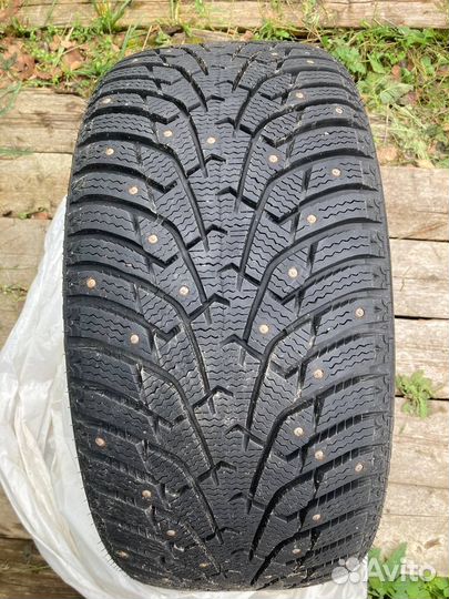 Maxxis NP5 Premitra Ice Nord 245/40 R18 97T