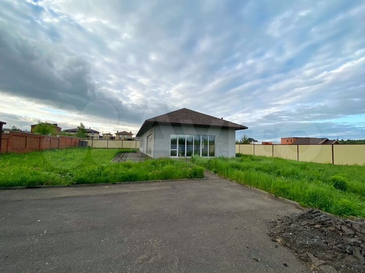 Коттедж 185 м² на участке 15 сот.