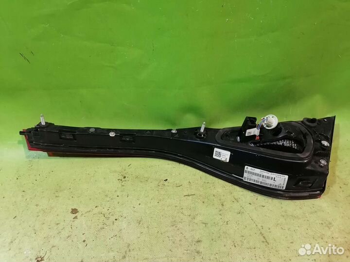 Фонарь внутренний левый Renault Arkana