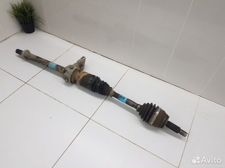 Полуось (привод) передний правый (Kia Seltos)