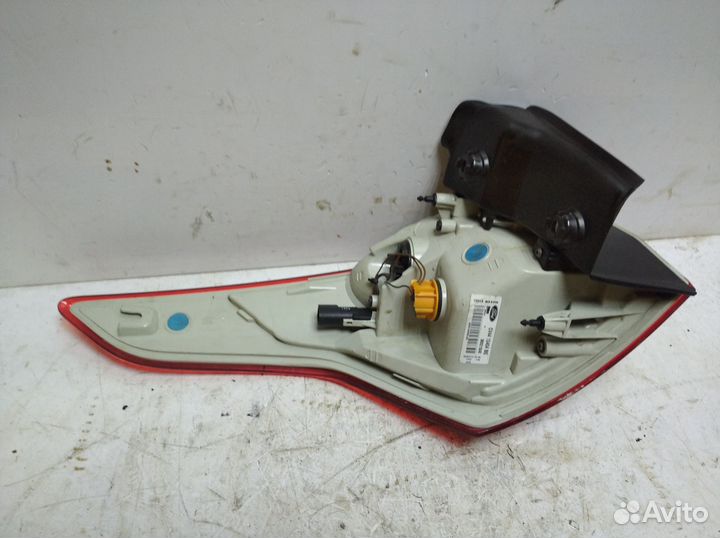 Фонарь задний наружный Ford Kuga 2012-2016