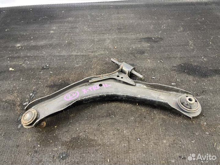 Рычаг подвески передний правый Nissan X-Trail T31